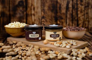 Náš dlouhodobý favorit - Nugela🤤 Kterou byste si vybrali vy? tým bílá🤍 x tým tmavá🤎 #grem #snidamgrem